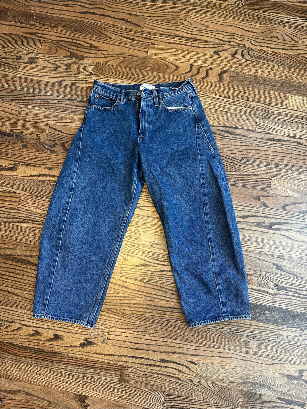 Abercrombie & Fitch Women’s  Dark Blue Relaxed Denim Jeans